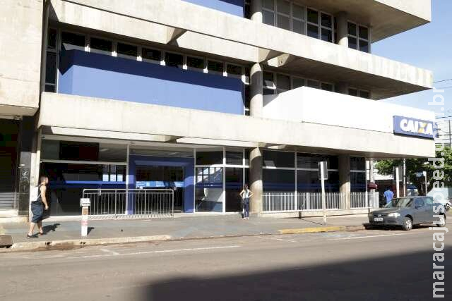Caixa Econômica paga Auxílio Brasil a cadastrados com NIS final 8 Caixa Econômica paga Auxílio Brasil a cadastrados com NIS final 8