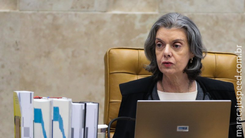 Cármen cobra da PGR como está apuração preliminar de ataques de Bolsonaro às urnas Cármen cobra da PGR como está apuração preliminar de ataques de Bolsonaro às urnas