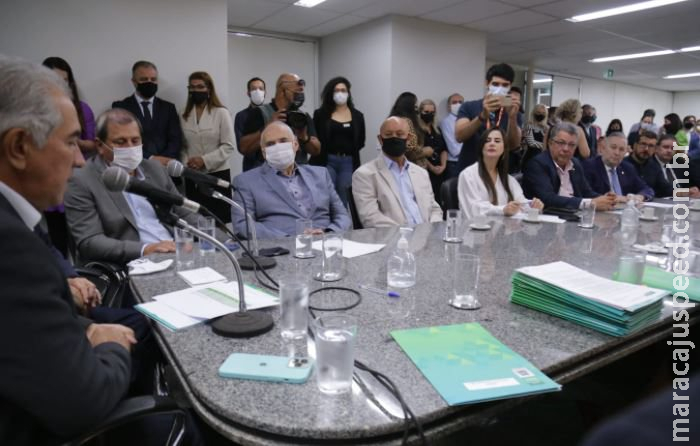 Com 81,1 mil servidores em MS e reestruturação, categorias chegam a 17% de reajuste Com 81,1 mil servidores em MS e reestruturação, categorias chegam a 17% de reajuste