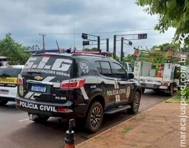 Comerciante confessa "ligação direta" e é preso por furtar energia há 3 anos Comerciante confessa "ligação direta" e é preso por furtar energia há 3 anos
