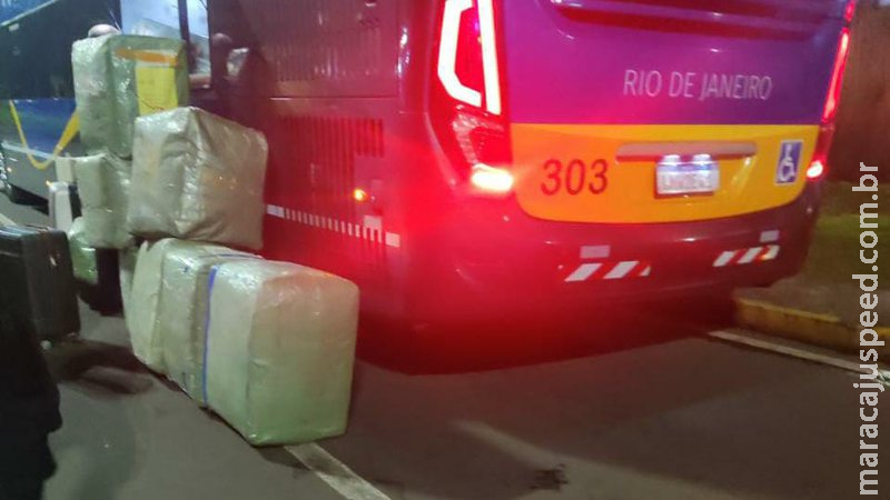 Dois são flagrados com contrabando avaliado em R$ 80 mil em ônibus de aplicativo