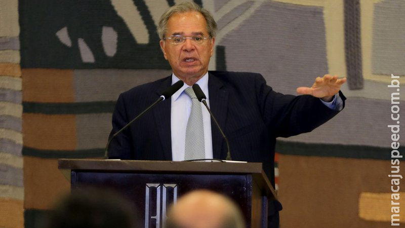 Dólar alto estimula investimentos no país, diz ministro Dólar alto estimula investimentos no país, diz ministro