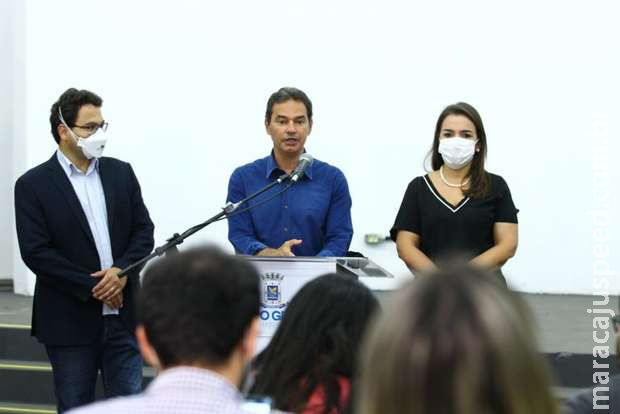 Ele foi flagrado pela Polícia Militar pouco tempo após o crime. Ele foi flagrado pela Polícia Militar pouco tempo após o crime.