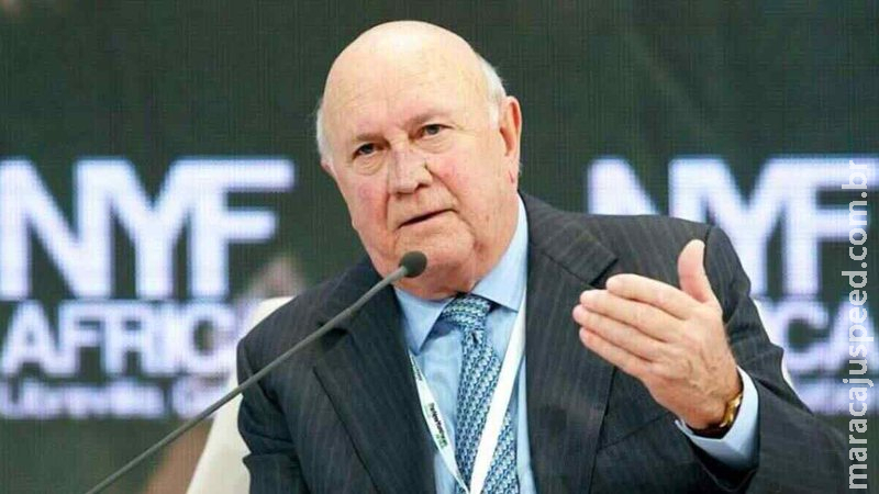 Ex-presidente da África do Sul Frederik de Klerk morre aos 85 anos Ex-presidente da África do Sul Frederik de Klerk morre aos 85 anos