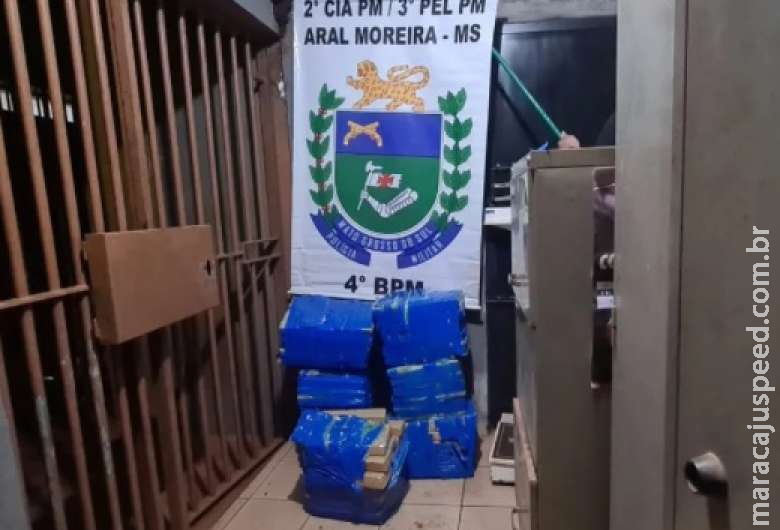 Foragido da justiça é preso com mais de 130 quilos de maconha na MS-165 Foragido da justiça é preso com mais de 130 quilos de maconha na MS-165