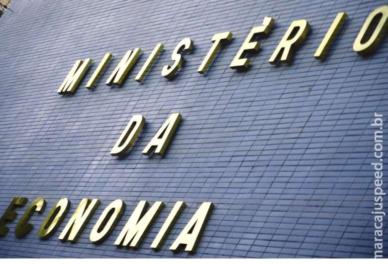 Governo reduz previsão de crescimento da economia para 5,1% este ano Governo reduz previsão de crescimento da economia para 5,1% este ano
