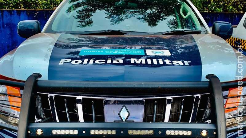 Homem é preso em flagrante por agredir a própria mãe Homem é preso em flagrante por agredir a própria mãe
