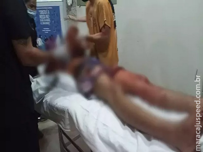 Jovem de 18 anos morre em troca de tiros com polícia Jovem de 18 anos morre em troca de tiros com polícia