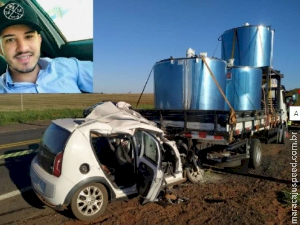 Jovem morre após colidir veículo na traseira de caminhão na BR-163 Jovem morre após colidir veículo na traseira de caminhão na BR-163