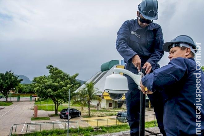 Mais de 100 satélites vão ser usados para fiscalizar crimes ambientais Mais de 100 satélites vão ser usados para fiscalizar crimes ambientais
