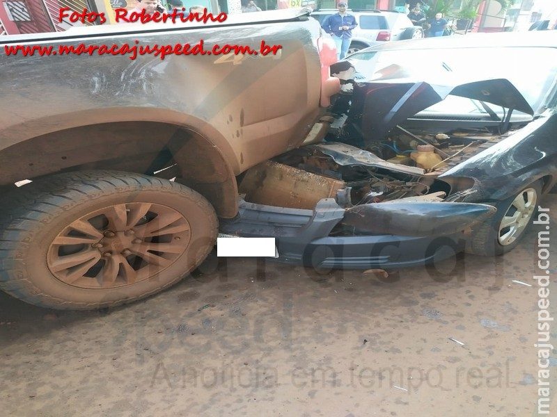 Maracaju: Corpo de Bombeiros atendem ocorrência de acidente de trânsito na AV. Marechal Floriano Maracaju: Corpo de Bombeiros atendem ocorrência de acidente de trânsito na AV. Marechal Floriano