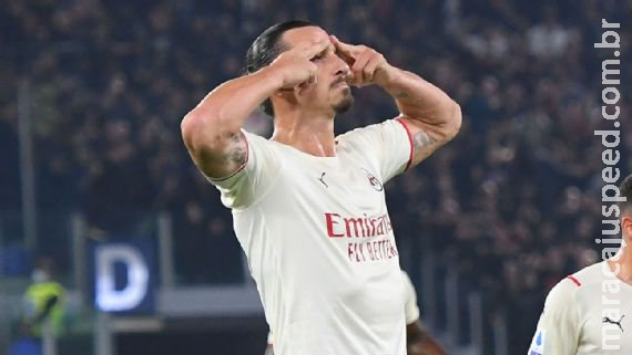 Milan derrota a Roma e não deixa o Napoli escapar na liderança do Italiano Milan derrota a Roma e não deixa o Napoli escapar na liderança do Italiano