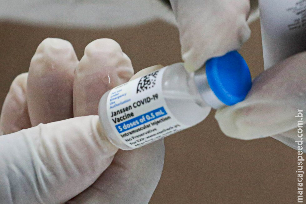 Ministério da Saúde: brasileiro que recebeu vacina da Janssen deve tomar 2ª dose