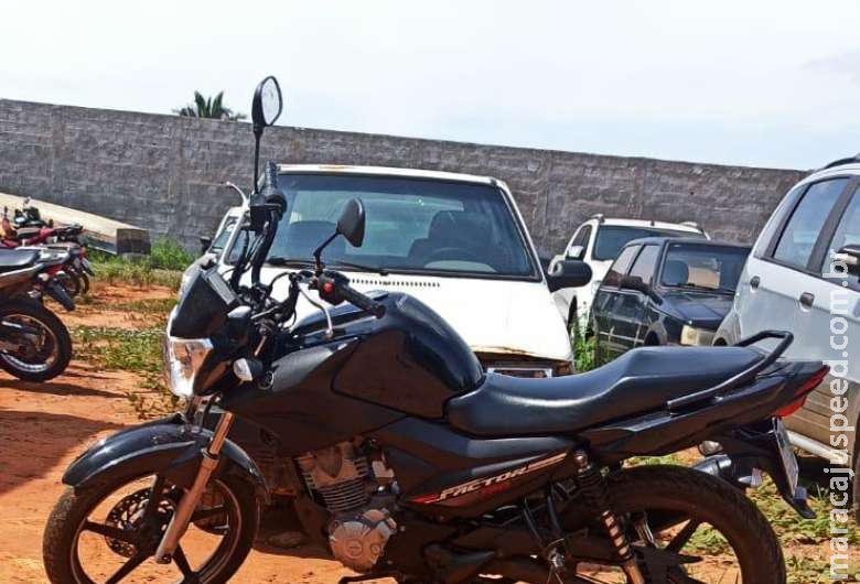 Moto com registo de furto é recuperada e três detidos Moto com registo de furto é recuperada e três detidos