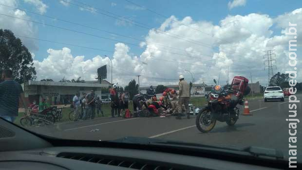 Motociclista é socorrido em estado grave após atropelar idoso na BR-262 Motociclista é socorrido em estado grave após atropelar idoso na BR-262