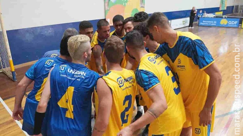 Nas quadras de MS, atletas gays enfrentam vários adversários, inclusive a homofobia Nas quadras de MS, atletas gays enfrentam vários adversários, inclusive a homofobia