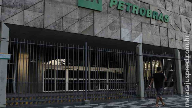 Petrobras reduz despesas com juros e encargos da dívida financeira