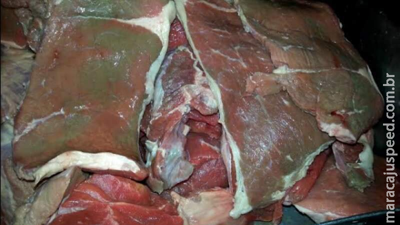 Polícia apreende carne com Polícia apreende carne com