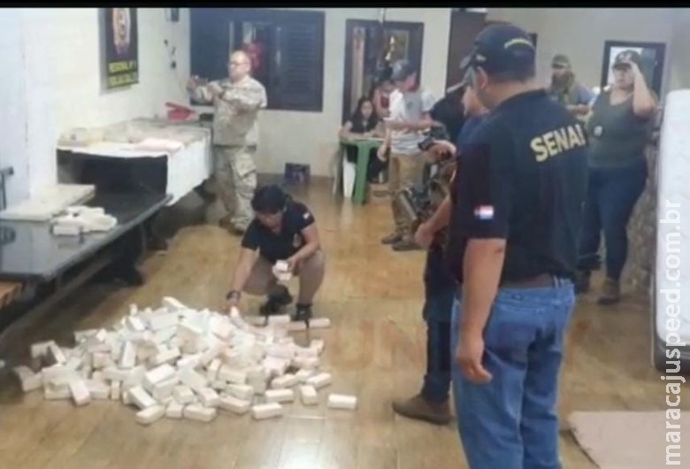 Polícia apreende de 215 quilos de cocaína na região de fronteira Polícia apreende de 215 quilos de cocaína na região de fronteira
