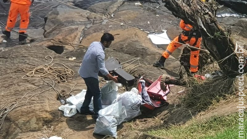 Polícia precisou atirar para impedir que ladrões roubassem pertences do avião de Marília Mendonça
