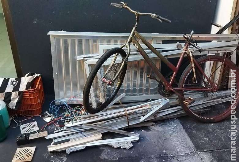 Prejuízo deixado por jovem que furtou portas e fios de parque ambiental é de R$ 15 mil Prejuízo deixado por jovem que furtou portas e fios de parque ambiental é de R$ 15 mil