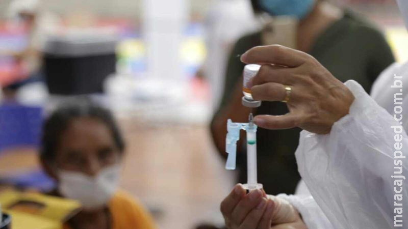 Quem tem 59 anos já pode tomar a 3ª dose contra covid em Campo Grande nesta terça Quem tem 59 anos já pode tomar a 3ª dose contra covid em Campo Grande nesta terça