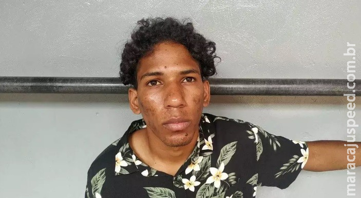 Rejeitado, homem sequestra e mata adolescente com 40 facadas Rejeitado, homem sequestra e mata adolescente com 40 facadas