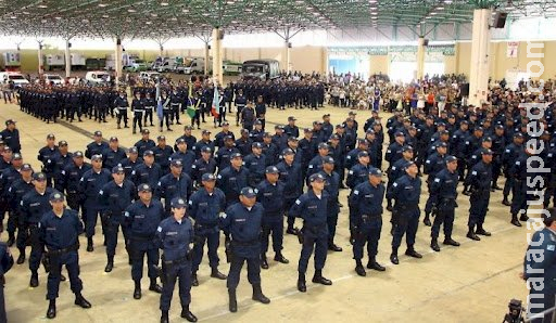 Salário inicial na PM terá aumento de 22% a 44% com reajuste e correção de distorções