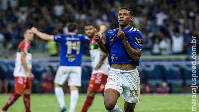 Série B: Cruzeiro espanta risco de queda e Brusque pode entrar no Z4 Série B: Cruzeiro espanta risco de queda e Brusque pode entrar no Z4