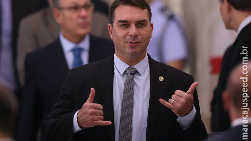 STF julga foro privilegiado de Flávio Bolsonaro no caso das rachadinhas