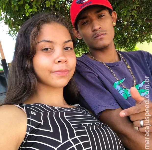 Suspeita de matar casal de adolescentes é presa tentando fugir do Estado Suspeita de matar casal de adolescentes é presa tentando fugir do Estado