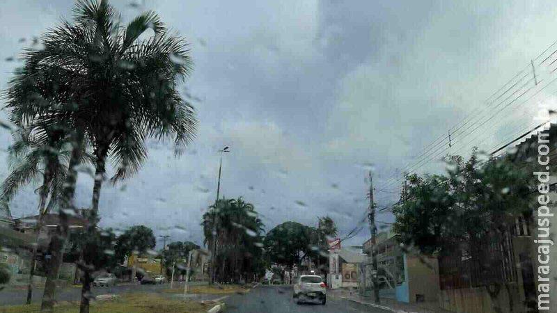 Tempo continua instável nesta sexta-feira e há previsão de chuvas isoladas em MS Tempo continua instável nesta sexta-feira e há previsão de chuvas isoladas em MS