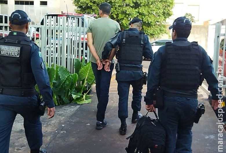 Após quase 40km de perseguição, cabo da PM e comparsa são presos por tráfico Após quase 40km de perseguição, cabo da PM e comparsa são presos por tráfico