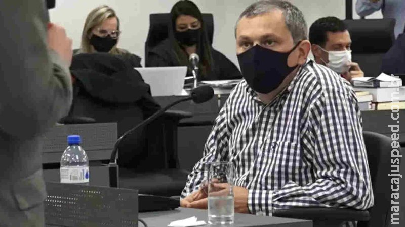 Boate Kiss: Sócio da casa noturna Mauro Hoffmannse se entrega em presídio de SC Boate Kiss: Sócio da casa noturna Mauro Hoffmannse se entrega em presídio de SC