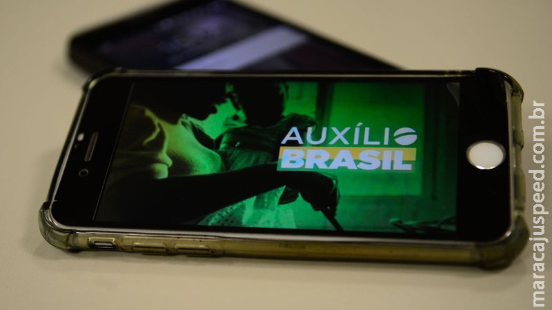 Caixa paga Auxílio Brasil para beneficiários com NIS final 2; veja calendário completo Caixa paga Auxílio Brasil para beneficiários com NIS final 2; veja calendário completo