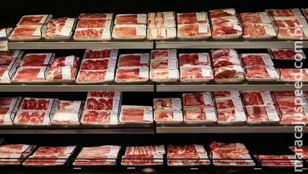 Carne segue cara no Brasil mesmo com queda em exportações