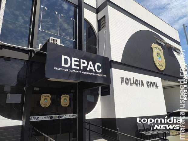 Cliente paga conta e tenta beijar operadora de caixa no Jardim dos Estados Cliente paga conta e tenta beijar operadora de caixa no Jardim dos Estados