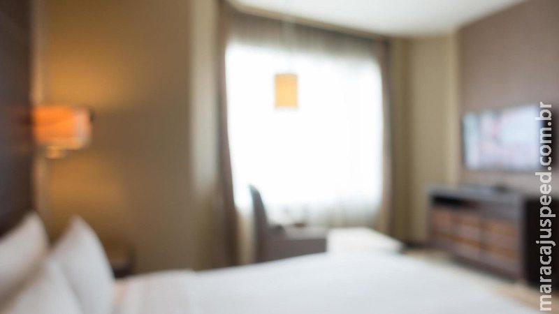 Confusão em hotel termina com hóspedes levados para a delegacia durante a madrugada