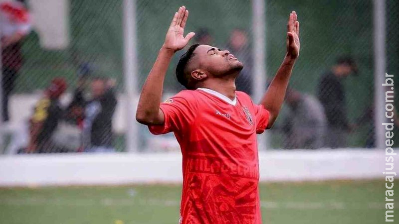 Corpo desaparecido de jogador Anderson Lourenço é encontrado boiando no mar em SP Corpo desaparecido de jogador Anderson Lourenço é encontrado boiando no mar em SP