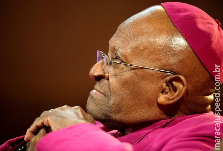 Desmond Tutu, símbolo da luta contra o apartheid, morre aos 90 anos Desmond Tutu, símbolo da luta contra o apartheid, morre aos 90 anos