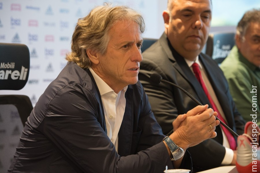Dirigentes do Flamengo embarcam para Portugal por ultimato a Jesus Dirigentes do Flamengo embarcam para Portugal por ultimato a Jesus