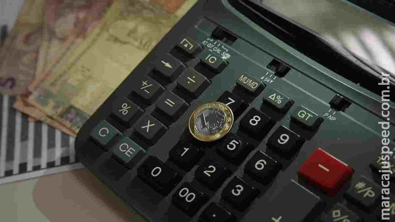 Dívida Pública sobe 2,34% em novembro e se aproxima de R$ 5,5 tri Dívida Pública sobe 2,34% em novembro e se aproxima de R$ 5,5 tri