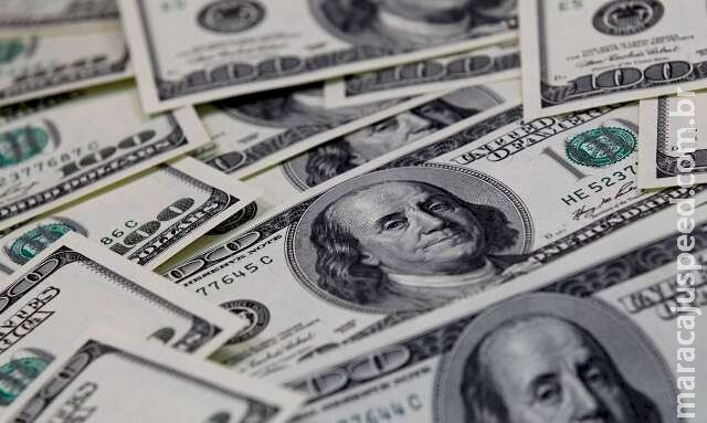 Dólar fecha no maior valor desde abril, após reunião do Fed Dólar fecha no maior valor desde abril, após reunião do Fed