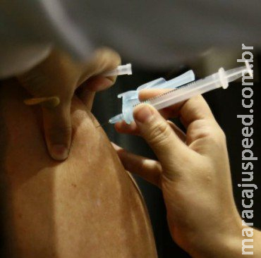 Fiocruz: Vacinação avança, mas síndrome respiratória têm tendência de alta Fiocruz: Vacinação avança, mas síndrome respiratória têm tendência de alta