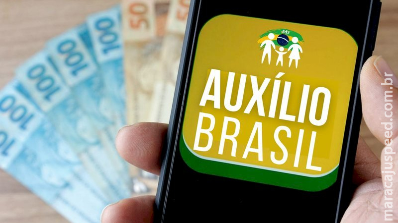 Governo aumenta valor do Auxílio Brasil para R$ 400 a partir de sexta-feira; veja como receber Governo aumenta valor do Auxílio Brasil para R$ 400 a partir de sexta-feira; veja como receber