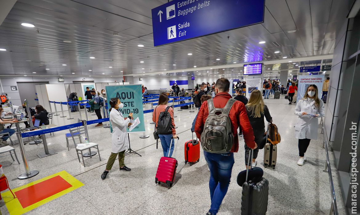 Governo passa a exigir comprovante de vacinação para entrar no Brasil Governo passa a exigir comprovante de vacinação para entrar no Brasil