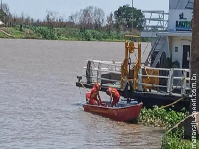 Homem desaparece no Rio Paraguai durante banho e bombeiros fazem buscas Homem desaparece no Rio Paraguai durante banho e bombeiros fazem buscas
