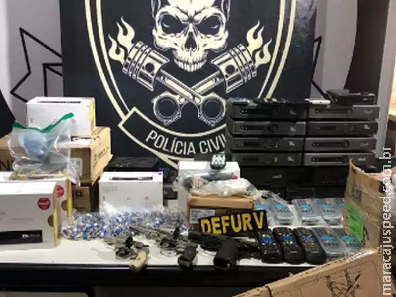 Homem preso em operação diz que armas eram do irmão assassinado no domingo Homem preso em operação diz que armas eram do irmão assassinado no domingo