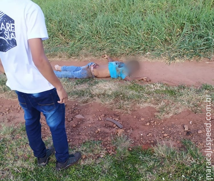 Homem se joga na frente de Van e morre ao dar entrada no hospital de Caarapó Homem se joga na frente de Van e morre ao dar entrada no hospital de Caarapó