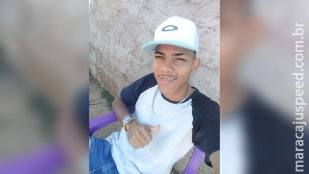 Homens encapuzados perguntaram nome antes de matar Douglas no Caiobá Homens encapuzados perguntaram nome antes de matar Douglas no Caiobá